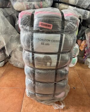 poleron con gorro y cierre 1era 40kg