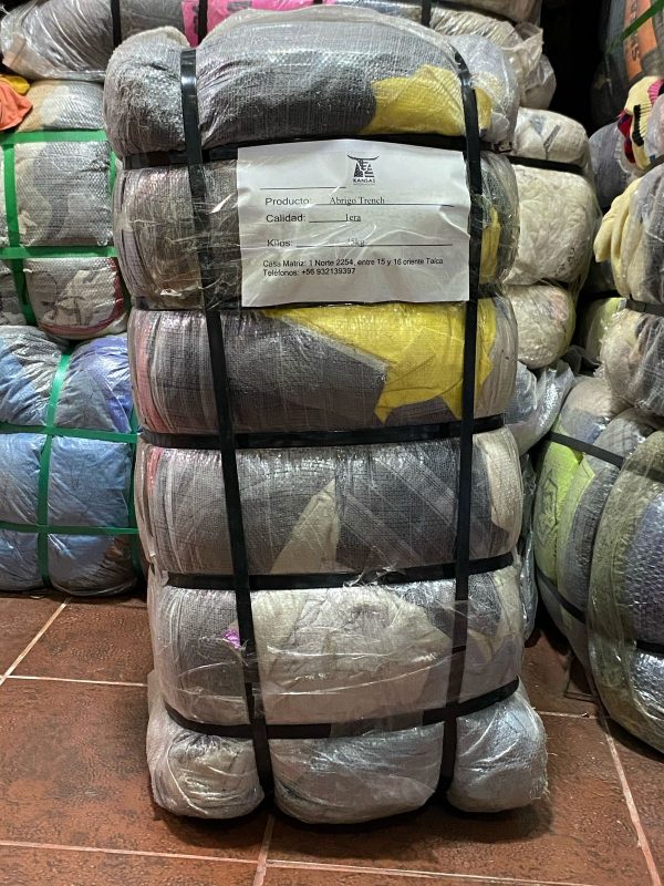 ABRIGO TRENCH MUJER 1ERA 45KG