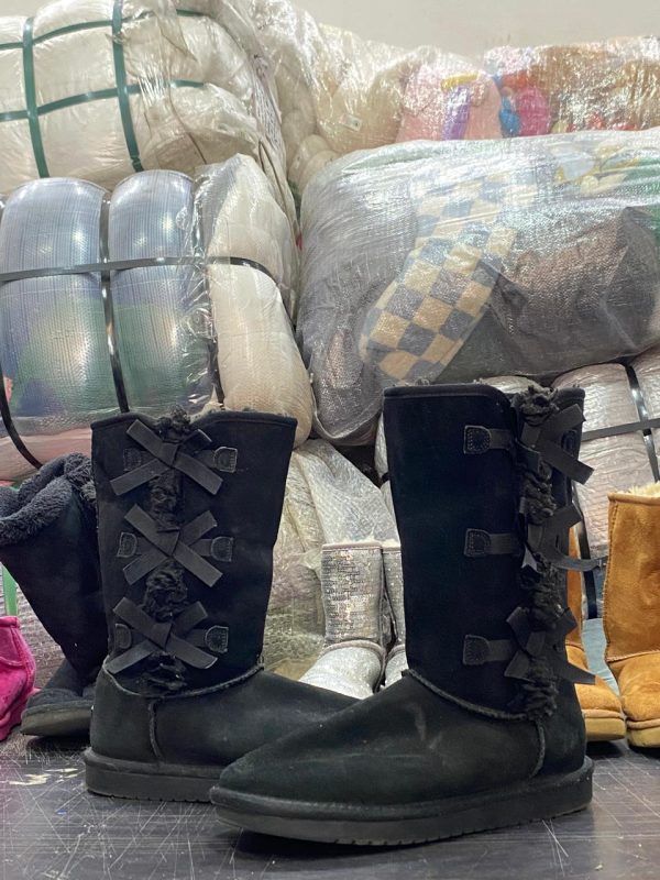 BOTAS UGG 1ERA 23KG - Imagen 2
