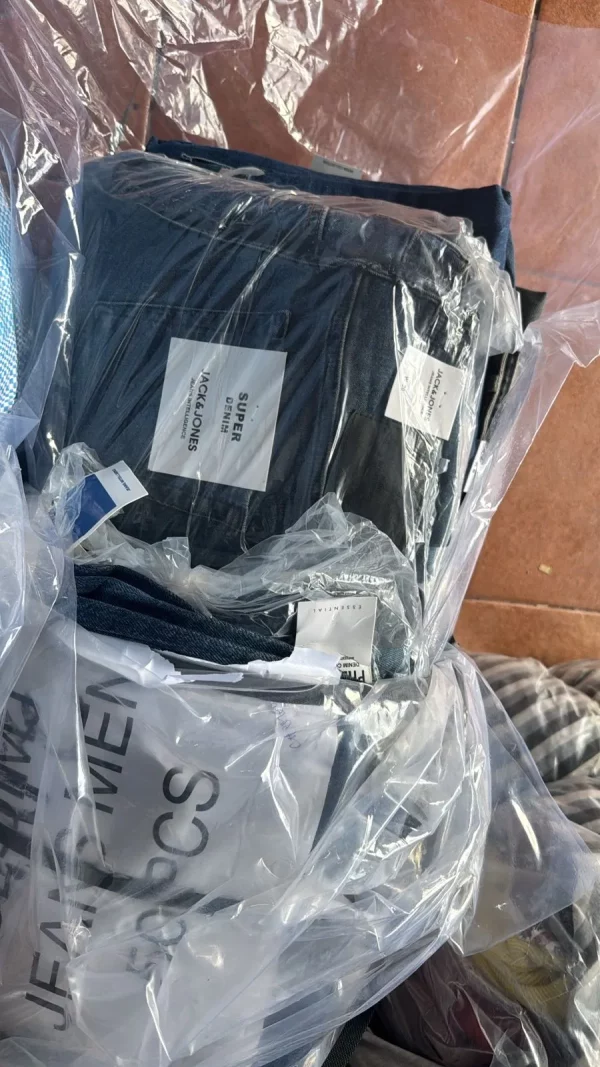 FARDO DE JEANS NUEVO HOMBRE