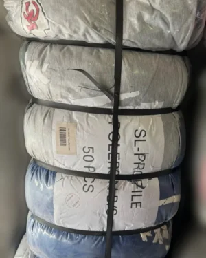 Fardo de polerones con gorro XL nuevos 50 unidades - Importadora Kansas