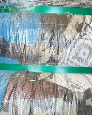 Detalle de la etiqueta - Fardo de vestidos de verano XL premium 40 kg - Importadora Kansas