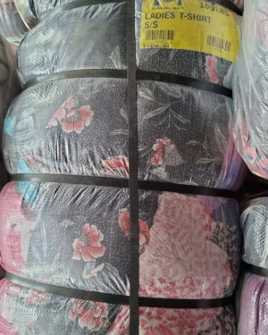 Fardo POLERA MUJER MANGA CORTA 1ERA 45KG - Importadora Kansas