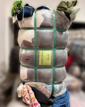 Fardo de pijamas polar 1era 45kg con etiqueta Fleece Pajama - Importadora Kansas